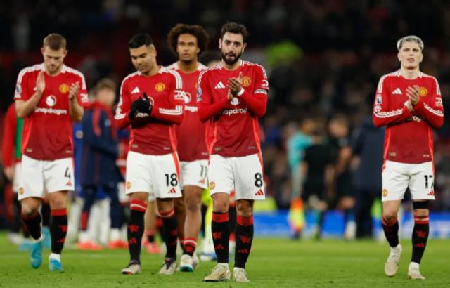 1730729196176041642.png manchester united.png