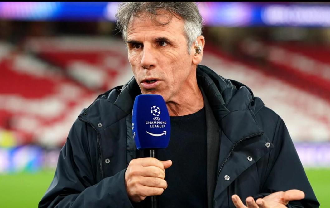 开云网页版中国官网-那不勒斯vs蓝军支持谁？佐拉：会披两队围巾看球，实力强的赢