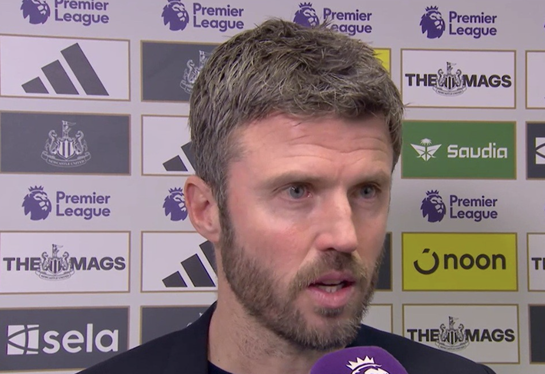 开云网页版中国官网-曼联44岁少帅气炸 未与任何球员说话直接离场 生姜头怒批：烂透了